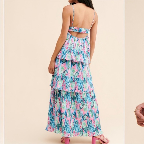 Host Pick ❤️ NWT Saylor Pleated Floral Dress - Picture 5 of 6